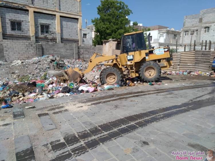 صور ل حملة نظافة شاملة لرفع القمامة ومخلفات الاضاحي بخور مكسر