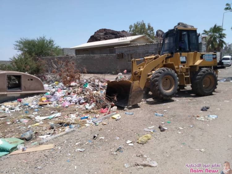 صور ل حملة نظافة شاملة لرفع القمامة ومخلفات الاضاحي بخور مكسر