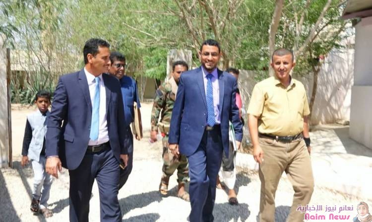 الوكيل لمروق يدشن امتحانات الفصل الثاني بكلية التربية بشبوة.