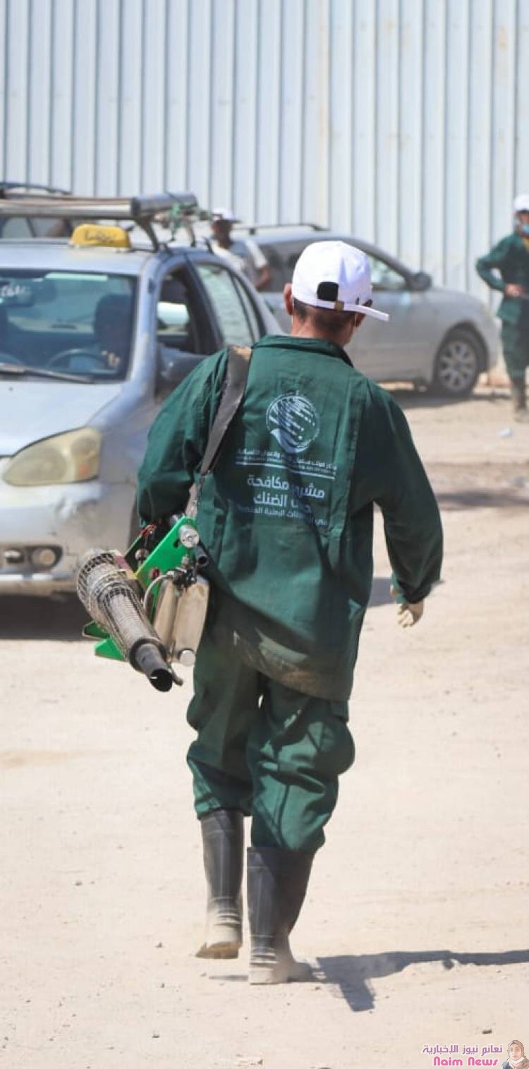  *مركز الملك سلمان للإغاثة يدشن حملة الرش الضبابي بمديرية المنصورة لمكافحة حمى الضنك*