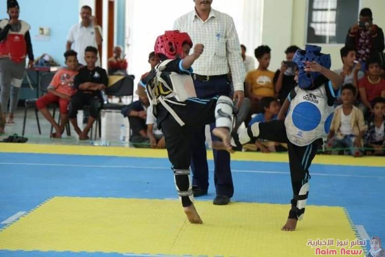 مكتب الشباب والرياضية يفتتح بطولة أندية محافظة تعز للتايكواندو 