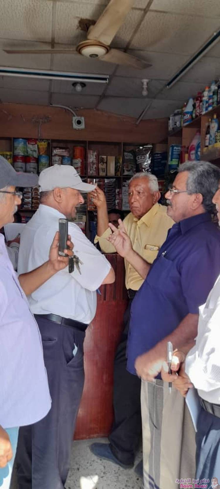 *مدير عام المنصورة يدشن حملة رقابية لضبط أسعار المواد الغذائية بالمديرية*