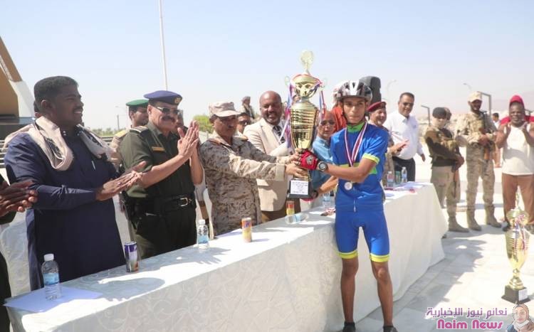 *نجاح كبير ومتميز لبطولة ابطال المحافظات للدراجات بالمكلا* *محافظ حضرموت يكرم الأبطال ويرحب بإحتضان البطولات والفعاليات* *عمرو خالد بطلا لسباقات الشباب وعبدالله بازهير وعبدالقادر آفاق للناشئين* المكلا / تقرير اللجنة الإعلامية للبطولة- السبت 9 يناير 2021