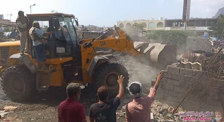 مدير عام البريقة يؤكد إهتمام قيادة السلطة المحلية على إزالة الأبنية العشوائية المخالفة للمخططات*