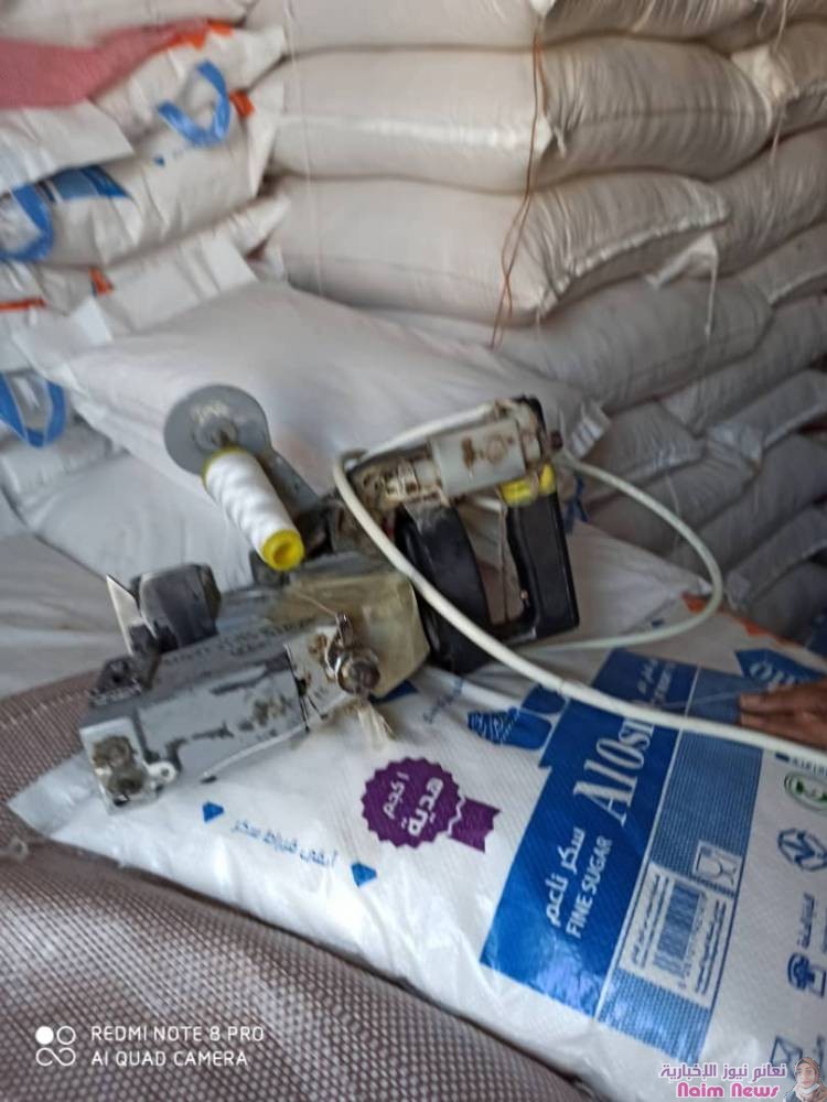 الصناعة بعدن تداهم مستودعات تمارس الغش التجاري بمديرية المعلا