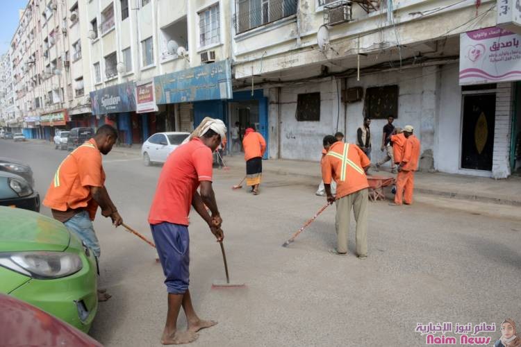 صندوق النظافة بعدن يدشن برنامج الجمع المباشر للقمامة بمديرية المعلا*