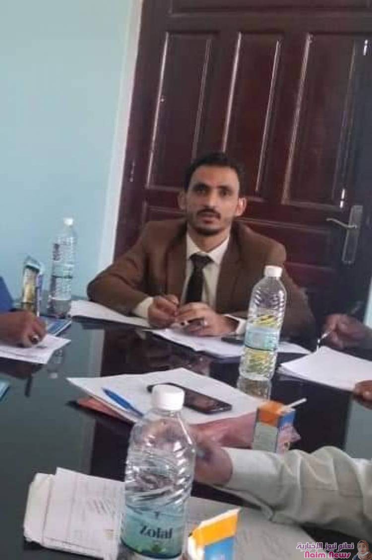 ترأس الاخ/المدير العام الاستاذ/أحمد عبدالكريم المجاهد في مكتبة صباح يومنا هذا الاثنين الموافق2021/1/25م اجتماعاَ ضم الاخوة/محمد عبدالله سعيد مدير إدارة الفروع