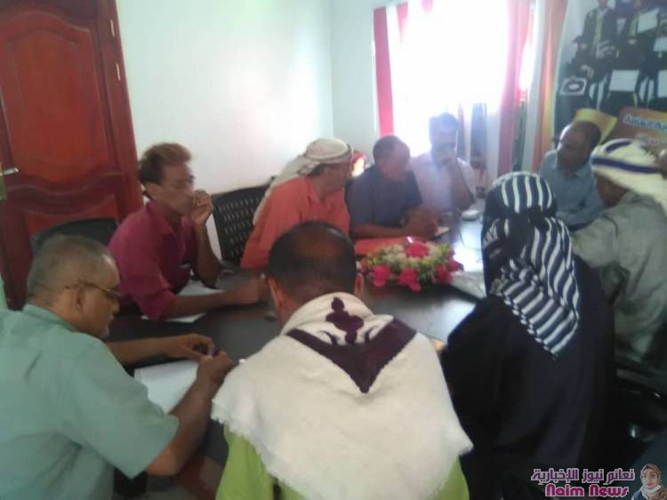 ضمن مشروع "بوابة التعليم".. مدير التربية بلحج يدشن ورشة تدريب مجالس الآباء والأمهات بتبن