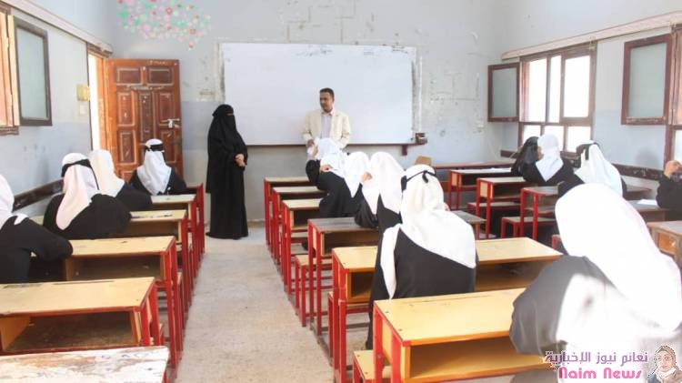 الوكيل عبدون يطلع على سير اختبارات الشهر الأول من الفصل الدراسي الثاني بمجمع بلقيس التعليمي للبنات