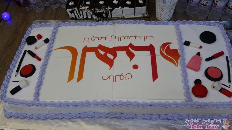 صور تتحدث عن الهناء يحتفل بفتتحة كمشروع تنموي بتعز