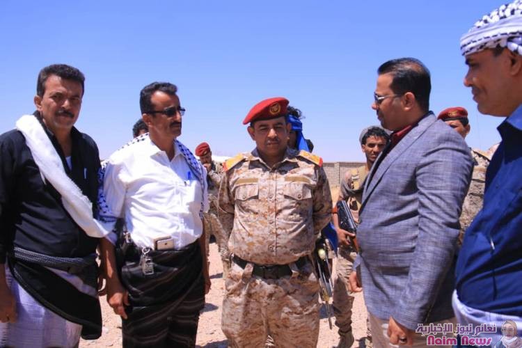 بتوجيهات فخامة رئيس الجمهورية* *قيادة المؤسسة الاقتصادية تزور محافظة شبوة لتنفيذ مشاريع استراتيجية عسكرية و مدنية* 