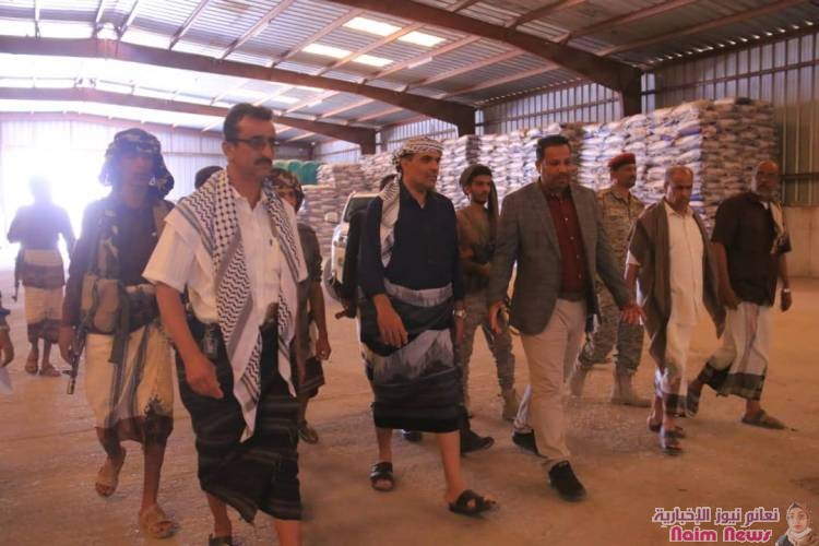 بتوجيهات فخامة رئيس الجمهورية* *قيادة المؤسسة الاقتصادية تزور محافظة شبوة لتنفيذ مشاريع استراتيجية عسكرية و مدنية* 