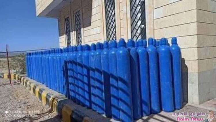 هشله يشرف على عملية توزيع 350 اسطوانة غاز لمراكز العزل بشبوة