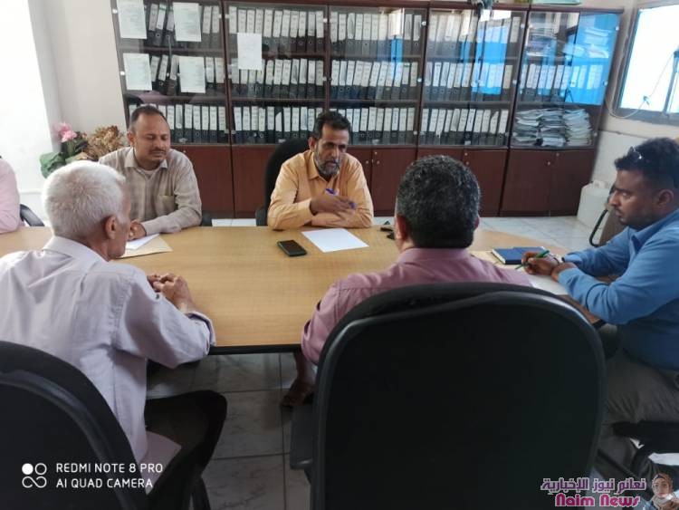 مدير عام البريقة يناقش إحتياجات مناطق المديرية من مشاريع الكهرباء العاجلة*