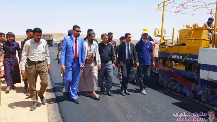 لمروق يدشن العمل في سفلتت مقطع جديد في طريق باكبيرة الشعيب. 