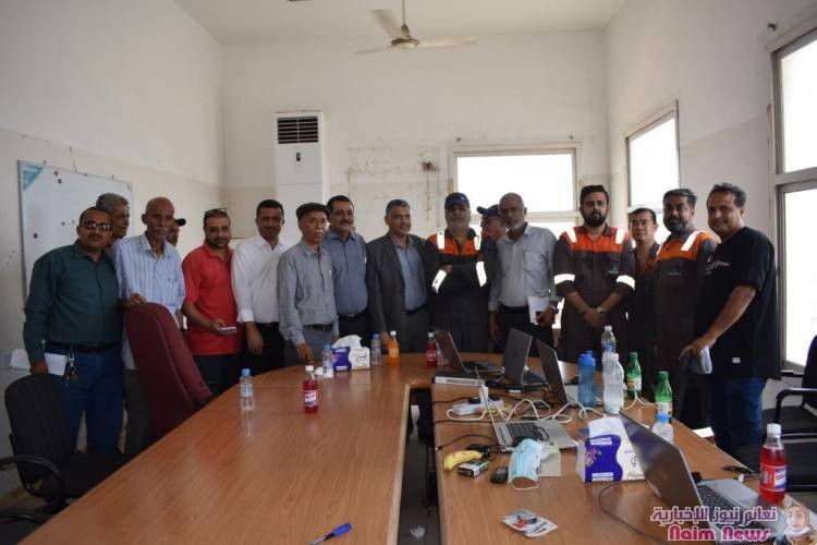 القائم بأعمال محافظ عدن يطلع على  أعمال التقييم لمحطة المنصورة من قبل الفريق الفني لشركة وارسيلا دبي 