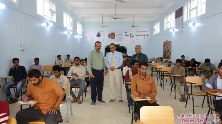 هشله يدشن الامتحانات بالمعهد التقني بشبوة.