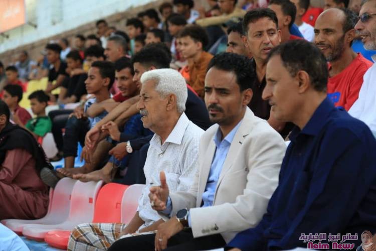 تدشين بطولة فقيد الرياضة خالد صالح التي ينظمها فرع اتحاد كرة القدم بإشراف مكتب الشباب والرياضة في تعز*