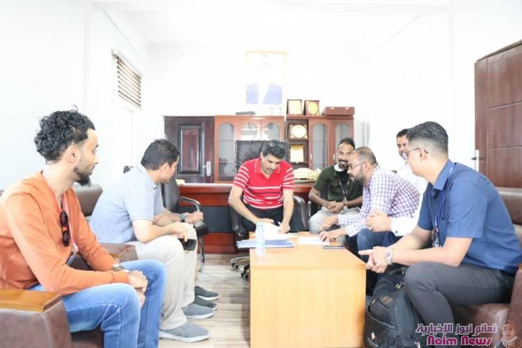 التوقيع على اتفاقية تأهيل مركز الشباب بالمدينة الرياضية في الشيخ عثمان، البالغة كلفته (70) ألف دولار أمريكي، بتمويل صندوق الأمم المتحدة للسكان وتنفيذ منظمة شباب بلا حدود.