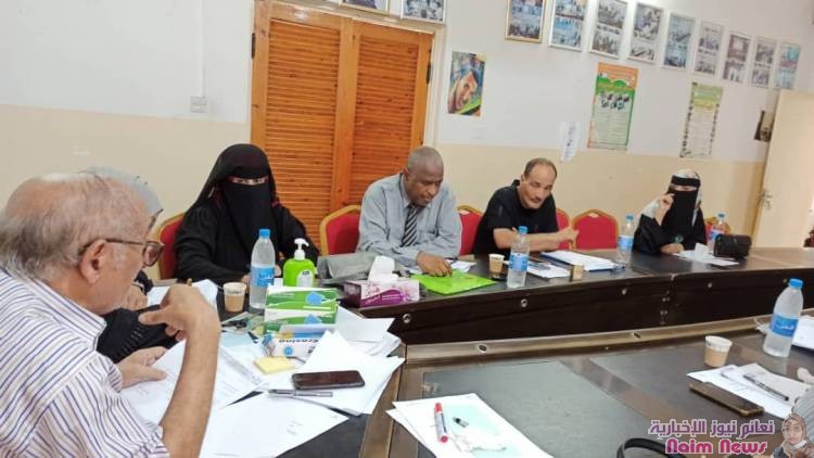 الاجتماع الحواري بمديرية صيرة والخاص بموضوع الدفاع المدني.. وبحضور مدير مصلحة الدفاع المدني بالمحافظة  يتناول ابر الصعوبات والتحديات.. وواجبات الجهات المعنية في معالجتها