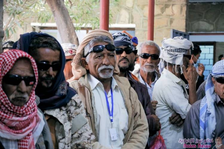 اختتام المخيم المجاني للعيون رقم ١١٨  بمستشفى محنف مديرية لودر*