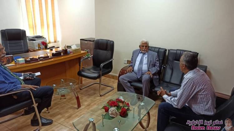 نائب محافظ البنك المركزي يتفقد قطاعات البنك المختلفة لبحث آليات سير العمل