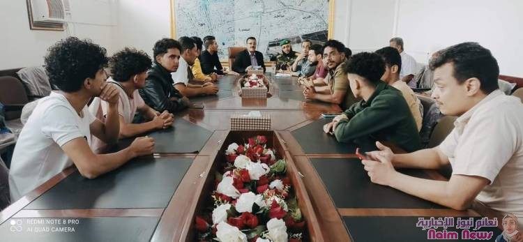 خلال لقائه بمالكي عربات الوجبات السريعة الذي تم ازالتها مؤخراً من أمام المولات التجارية.. مدير عام المنصورة: لا نقطع رزق أحد ولا نسمح بأخذ جبايات خارج عن القانون