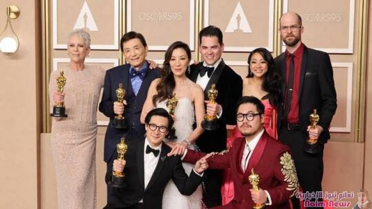 أول آسيوية تفوز بأوسكار أفضل ممثلة وفيلم لـ"كل شيء في كل مكان وفي آن واحد" يحصد معظم الجوائز