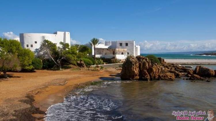 أول تعليق من الجزائر بعد مقتل سائحين بنيران خفر السواحل الجزائري