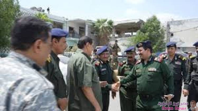 وزير الداخلية يتفقد سير العمل في ادارة شرطة عدن 