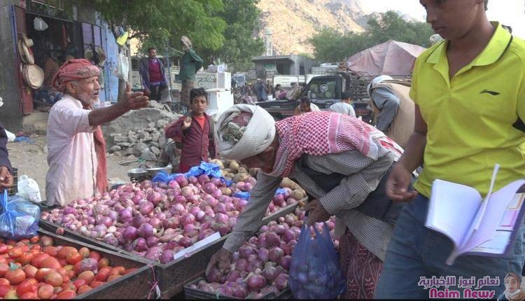 عام من الازمات المعيشية والاقتصادية والخدمية.
