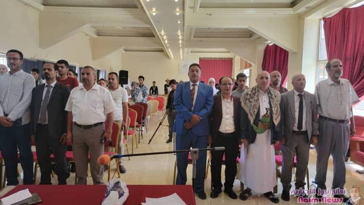 الدكتورالمخلافي يؤكد على اهميةالكتاب خلال تدشينة شهر القراءة بتعز .