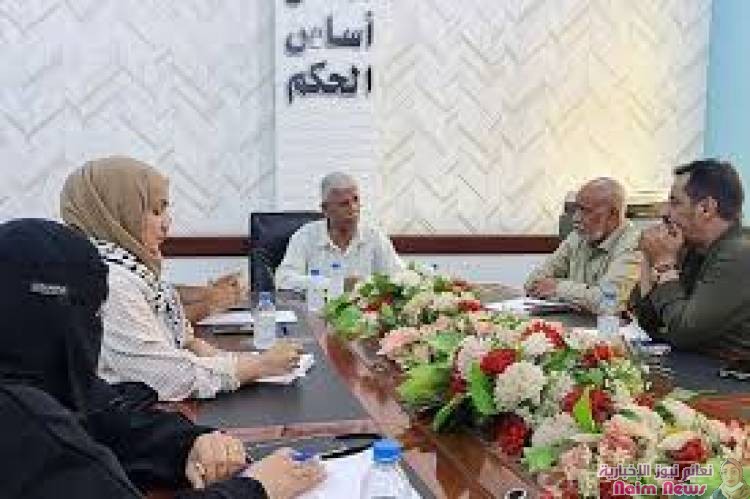 اللجنة الوطنية للتحقيق تناقش مع قيادة السلطة القضائية بحضرموت آليات حماية حقوق الانسان وتطلع على اوضاع مختجزي البحث الجنائي 