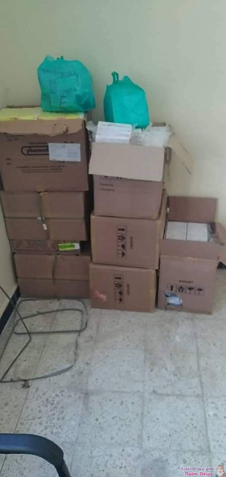 المخا.. فرع مكتب الصناعة والتجارة يضبط كمية من الادوية المنتهية 
