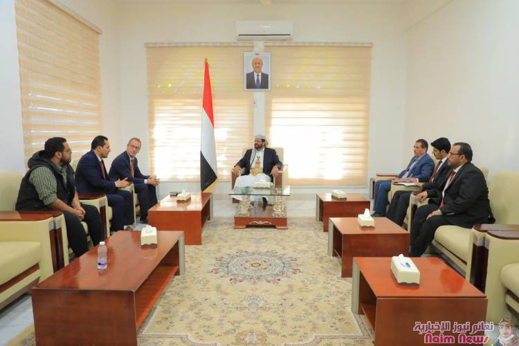 العرادة يناقش مع وفد برنامج الأمم المتحدة الإنمائي خطة التدخلات وتوسيع مشروع (SIERY).