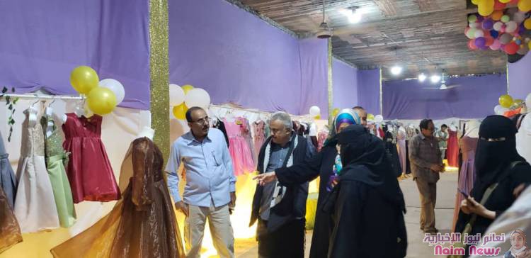 مدير مكتب التعليم الفني يشيد بالمعرض الثاني لمشاغل الخياطة والأسر المنتجة