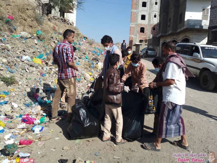 تواصلاً لحملة النظافة الشاملة بتعز مديرية التعزية تدشن حملة نظافة واسعة