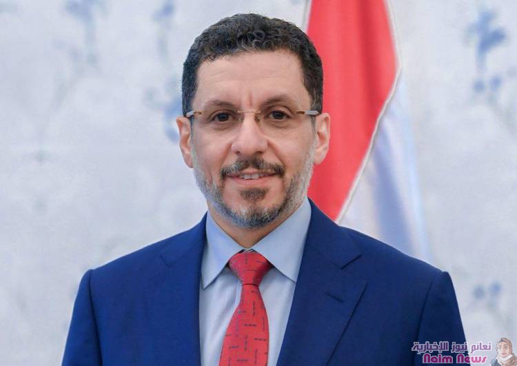 رئيس الوزراء يوجه بإطلاق وصرف العلاوات السنوية لموظفي الدولة ومنحهم كافة التسويات المستحقة 