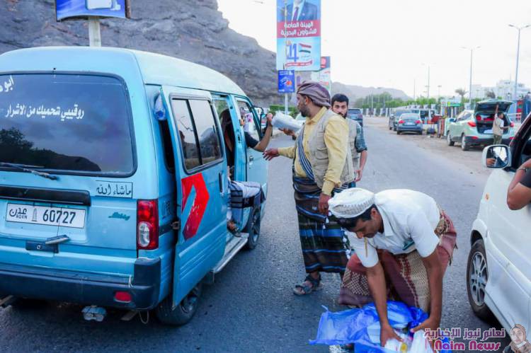 إجمالي 240 ألف وجبة: استمرار مبادرة توزيع وجبات إفطار الصائم في عدن