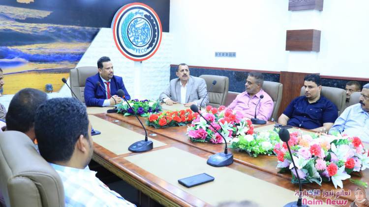 المدير التنفيذي للمؤسسة الاقتصادية يترأس اجتماعًا موسعًا لمناقشة تفعيل الأداء وتصحيح الاختلالات*