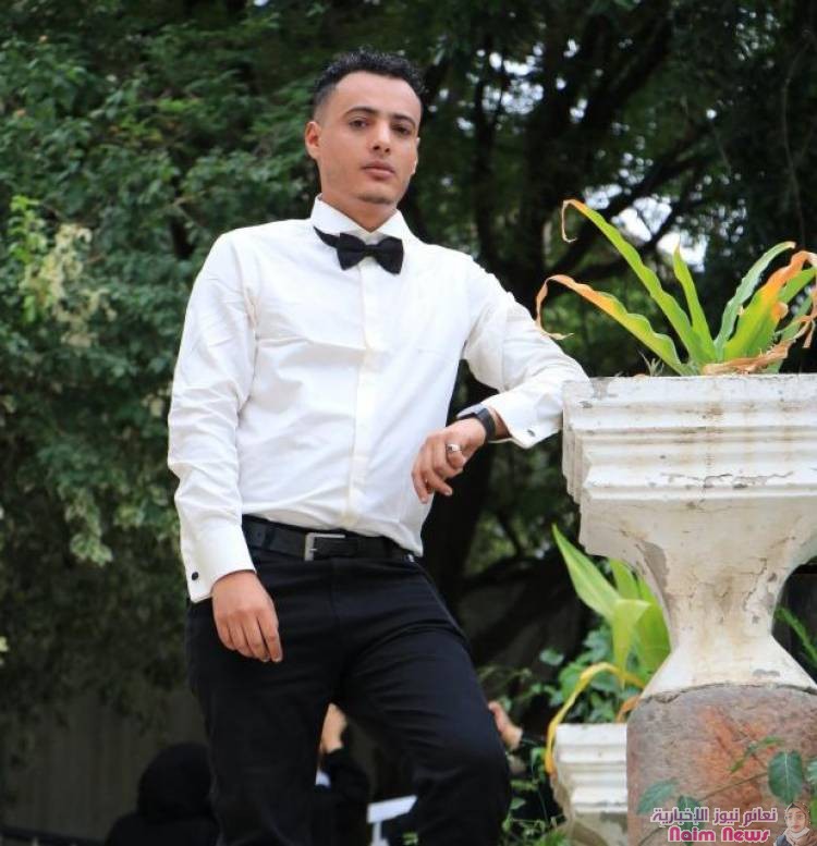 "مكنسة عامل النظافة أقوى من بندق السلطة