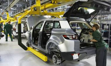 الاف الوظائف البريطانية في خطر بسبب عدم الاتفاق علي التجارة الحرة بين لندن والاتحاد الاوروبي