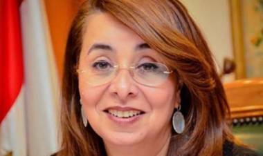 بحضور 17 دولة من المشترين الدوليين وزيرة التضامن تفتتح فرنكس دمياط