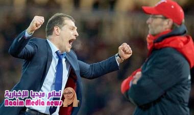 مدرب الاتحاد .. عازف "غيتار" يفضل كرة القدم على النساء