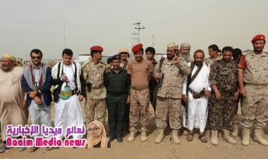 محافظ صعدة اللواء هادي طرشان الوايلي يقوم بزيارة لأفراد اللواء الثالث عروبه المرابط في جبهة صعدة