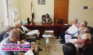 الوكيل جامل يعقد إجتماعا بلجنة الأحزاب السياسية بالمحافظة .اجتماع طارى