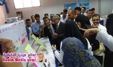 بمناسبة مرور عام على افتتاحه قسم الصيدلة بجامعة تعز ينظم حفل ومعرض ابهر الحاضرين 