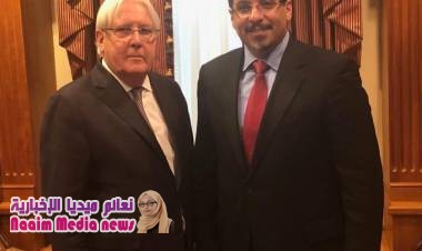 السفير احمد بن مبارك يلتقي المبعوث الاممي الى اليمن