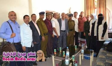 «واصفا لها بالخطوة المهمة والايجابية» مدير عام شرطة محافظة تعز في زيارة له مع وفد المفوضية السامية الى مبنى السجن المركزي