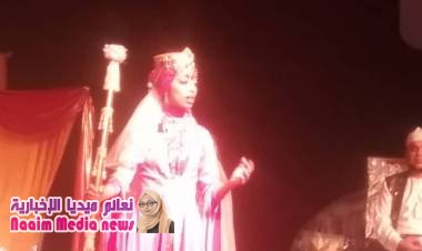 عدن... خاص محمد غالب..  زهرة الحالمة مَيس تنبثق من بين الركام معلنة الحب والسلام... 